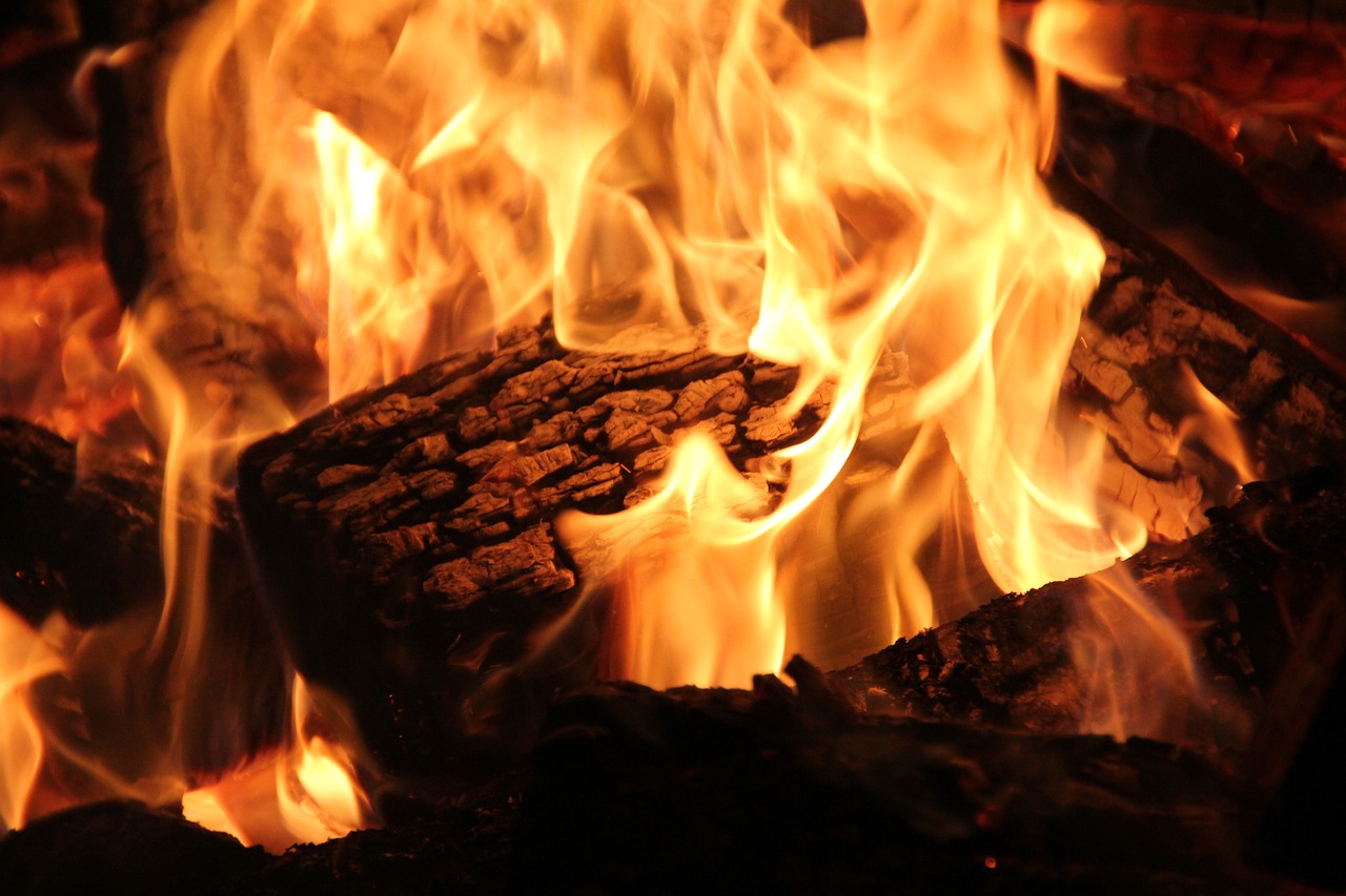 Expert Fireplace Cleaning in Hartland, MI Professional Fireplace Cleaning Services In Hartland Michigan